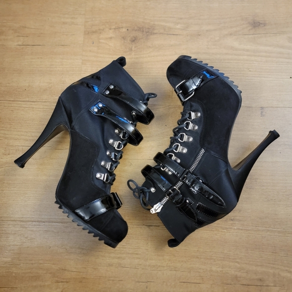 Balenciaga Mock Lace-Up & Zip-Up Ankle Booties - Picture 3 of 16